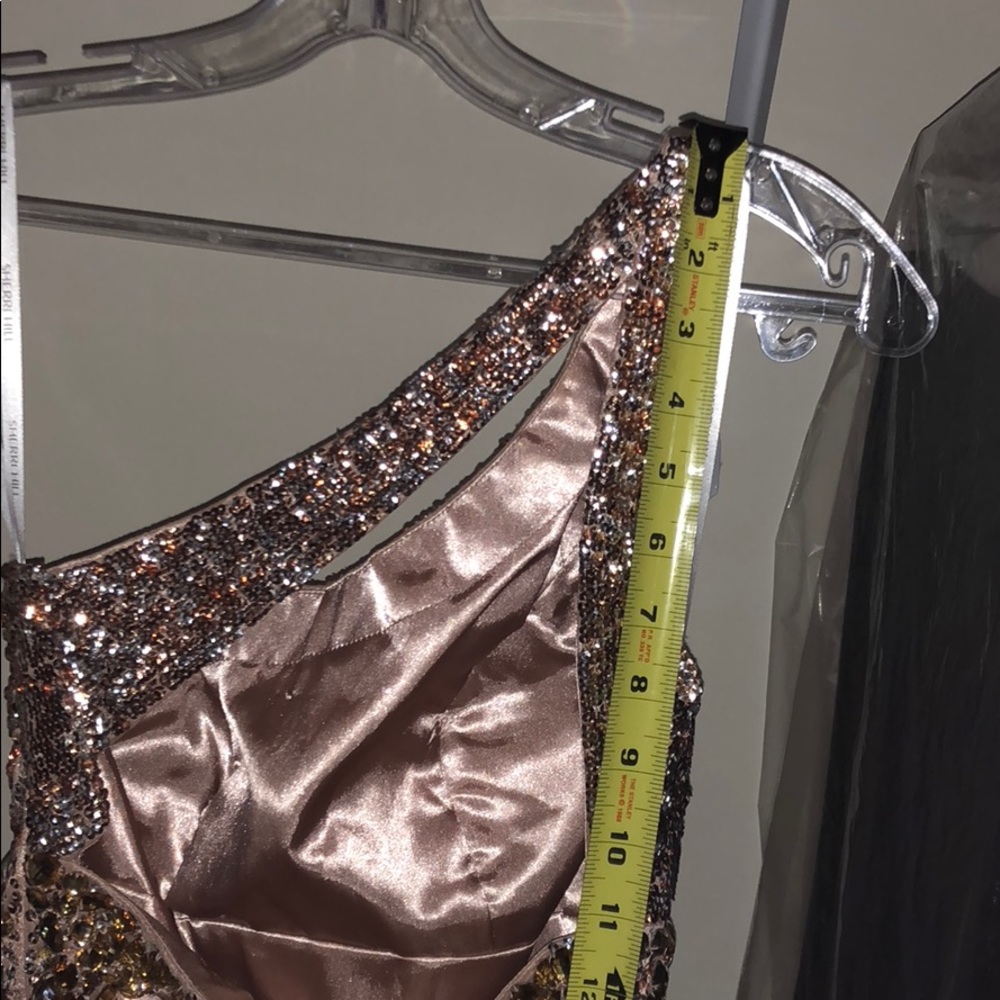 💖 a beautiful Sherry Hill prom dress 👗 - Picture 7 of 8